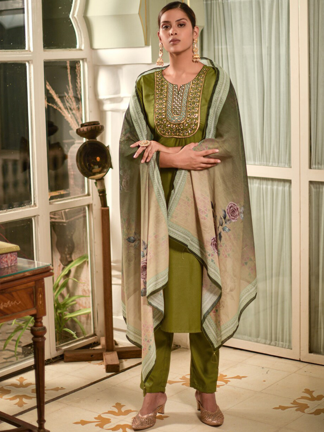 

BESUCHER Ethnic Motifs Yoke Design Gotta Patti Kurta with Trousers & Dupatta, Olive