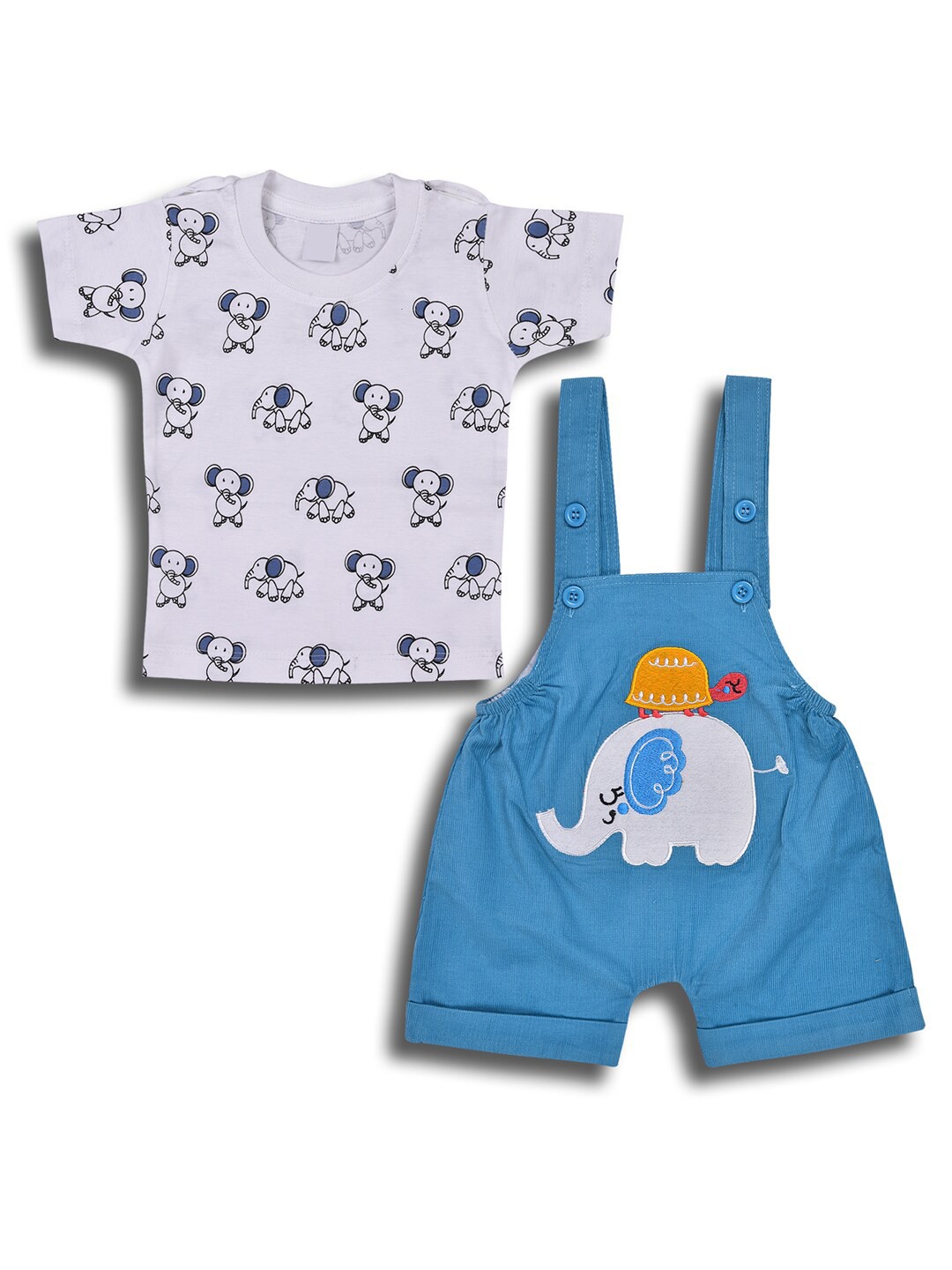 

Wish Karo Boys Printed T-shirt & Dungarees, White