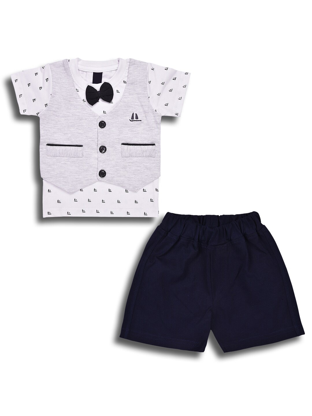 

Wish Karo Boys Printed T-shirt with Shorts, White