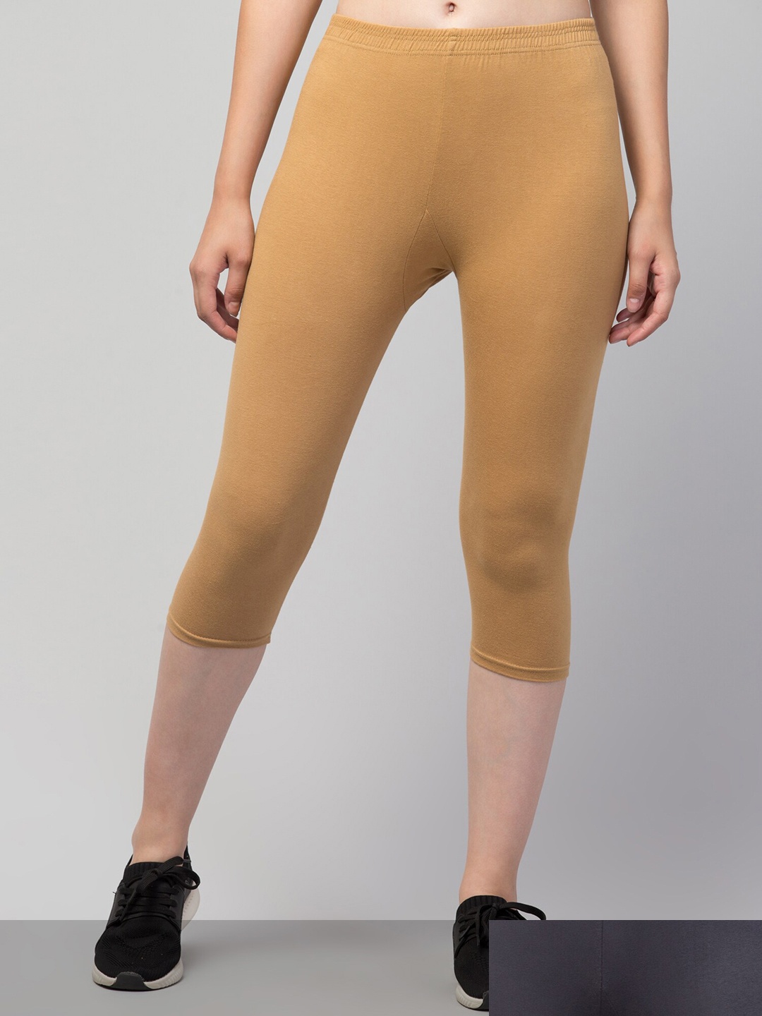 

Apraa & Parma Women Pack of 2 Mid-Rise Skinny Fit Capris, Nude