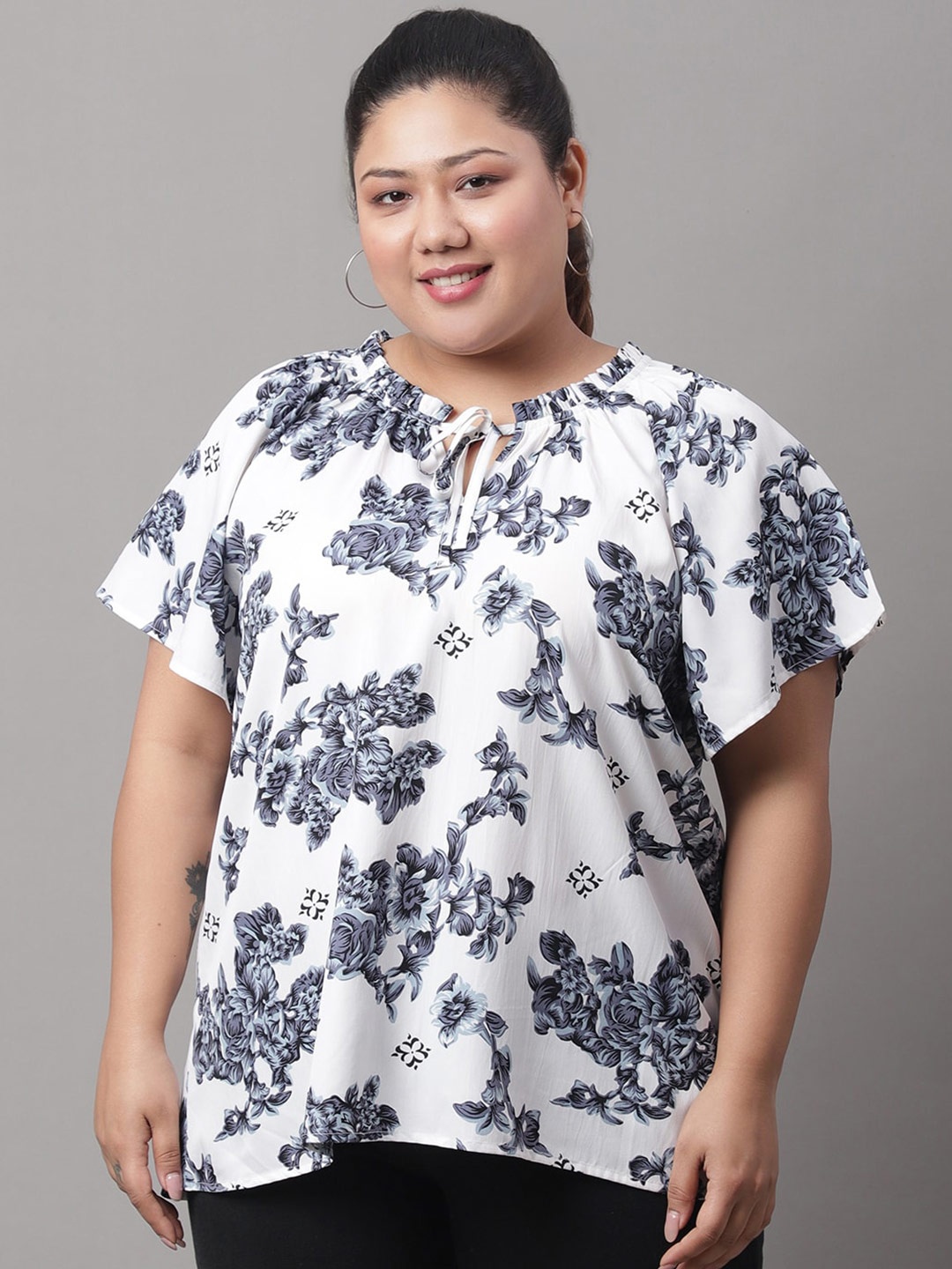 

Rute Floral Print Tie-Up Neck Chiffon Top, White