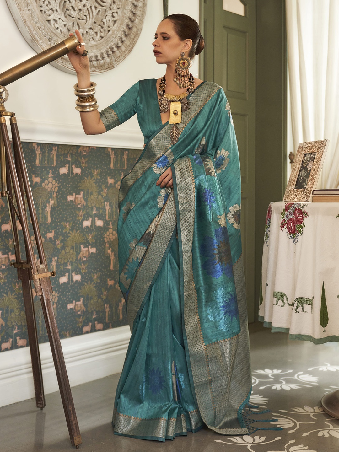 

elora Floral Design Zari Pure Silk Bhagalpuri Saree, Green
