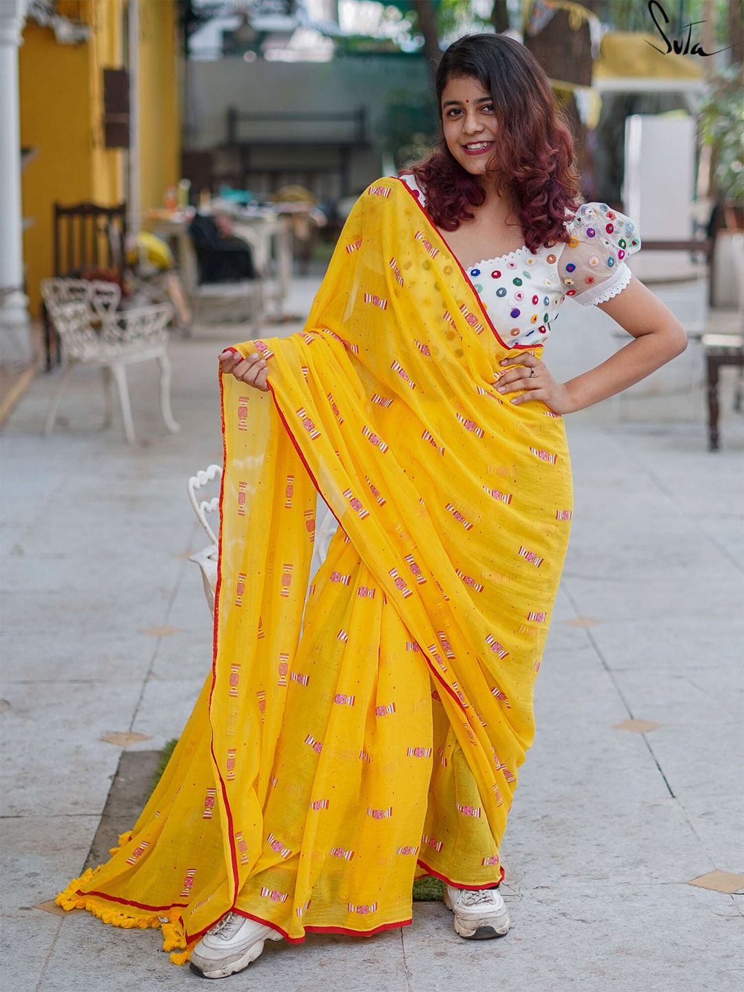 

Suta Geometric Printed Saree, Yellow