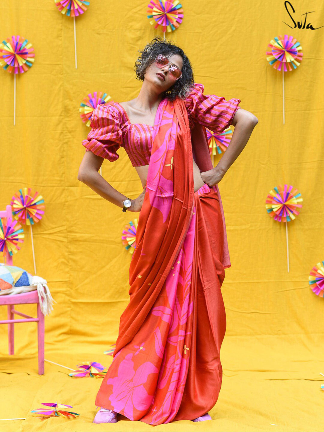 

Suta Red & Pink Floral Pure Cotton Saree