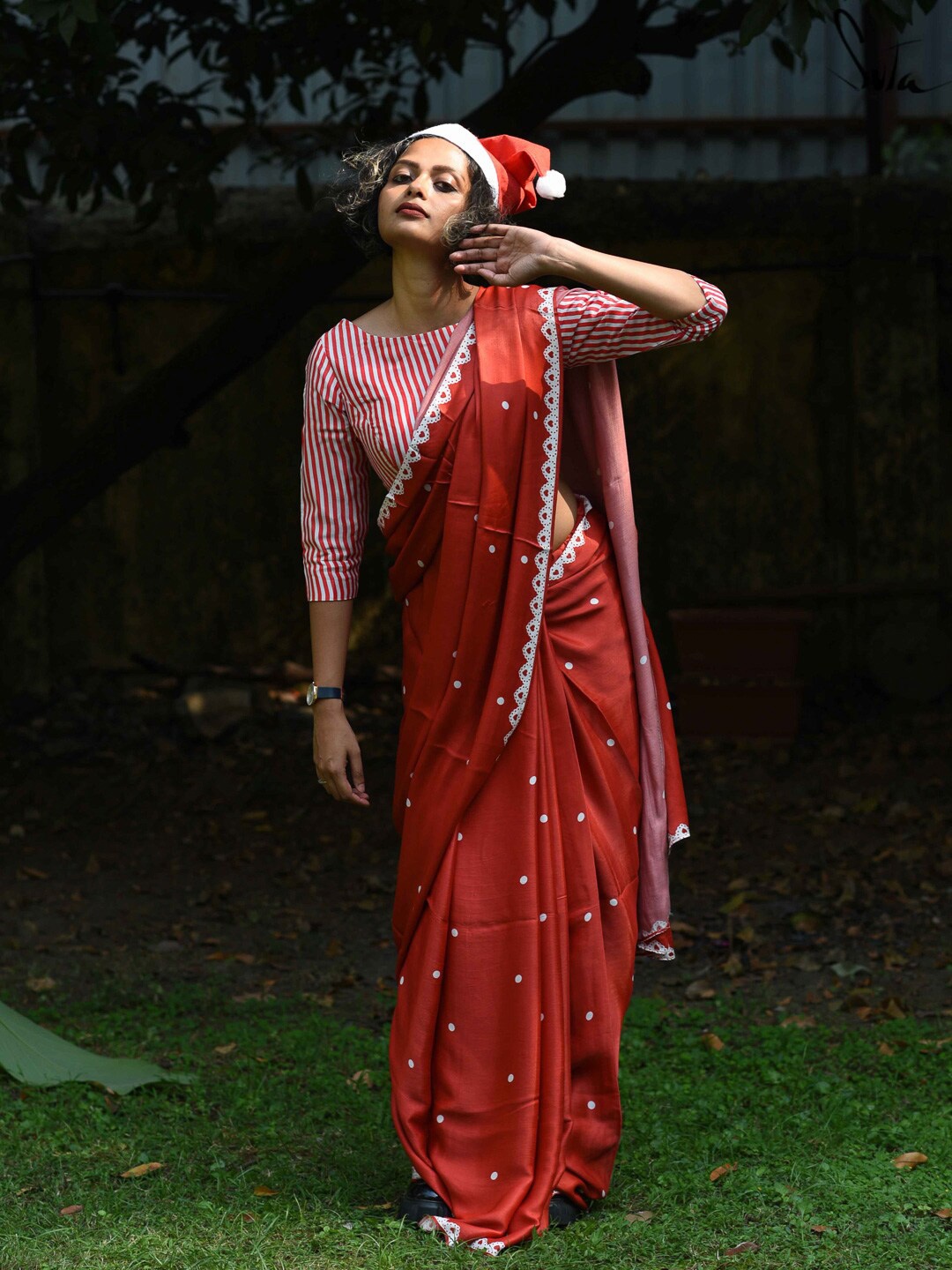 

Suta Red & White Pure Cotton Saree