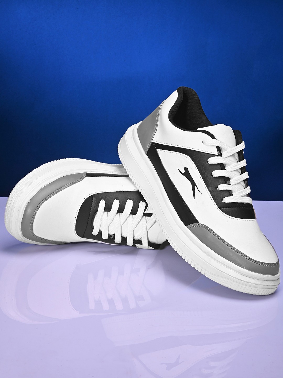 

Slazenger Men Colourblocked Lace-Up Sneakers, White