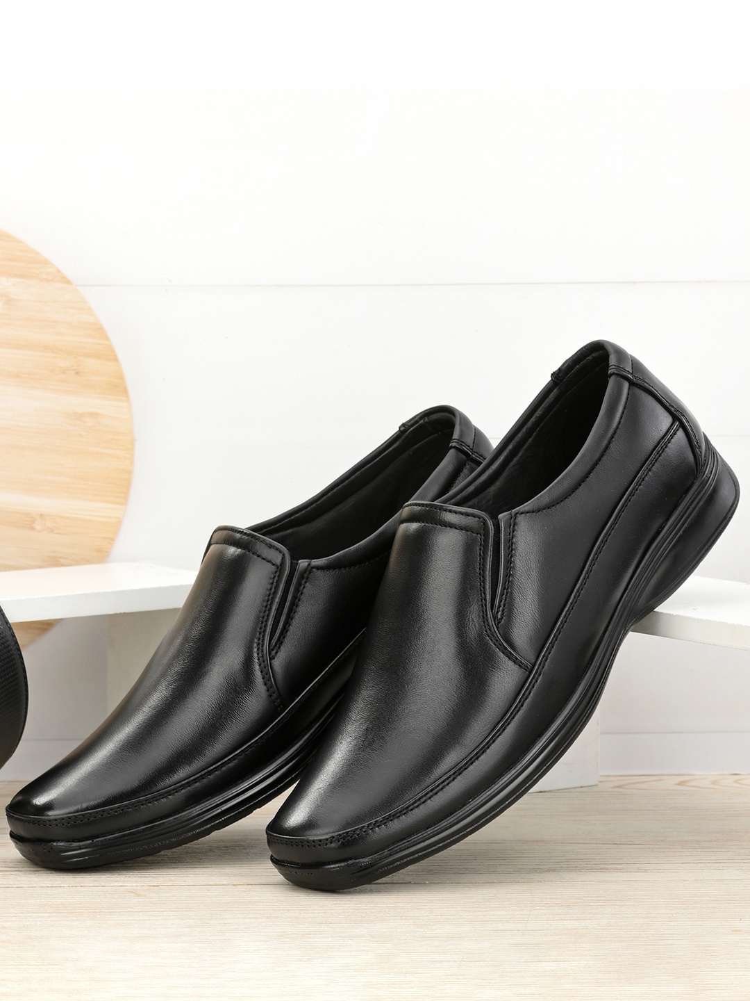 

knoos Men Square Toe Leather Formal Slip-On Shoes, Black