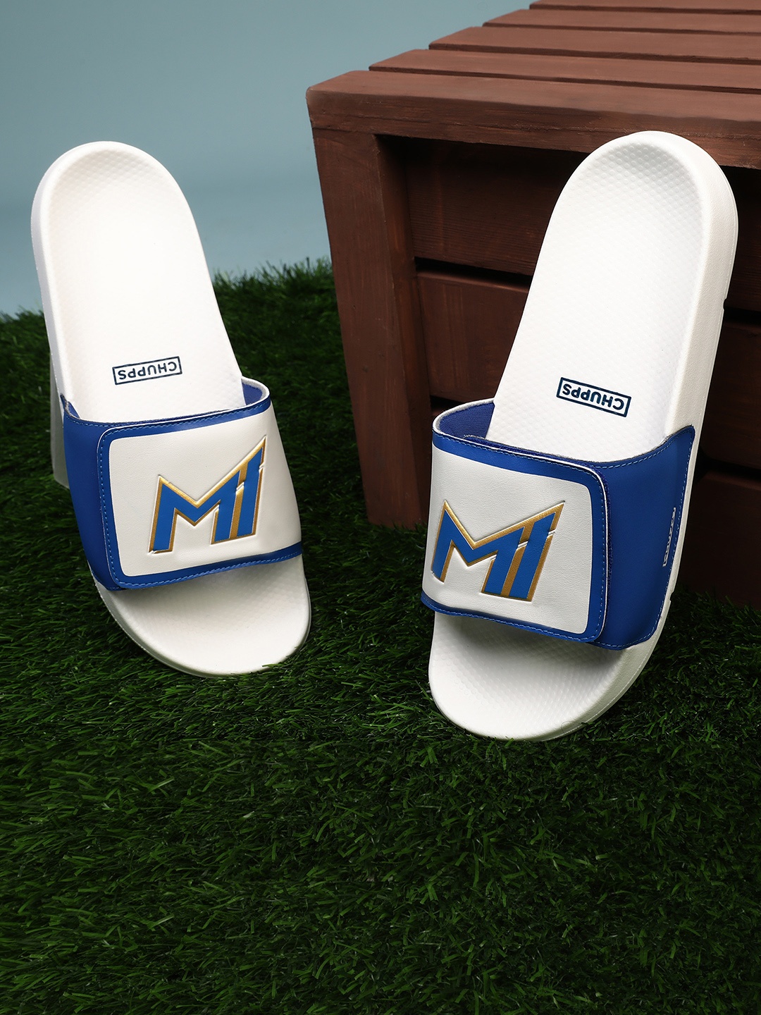 

CHUPPS Men Official Mumbai Indians Velcro MI Printed Sliders, White