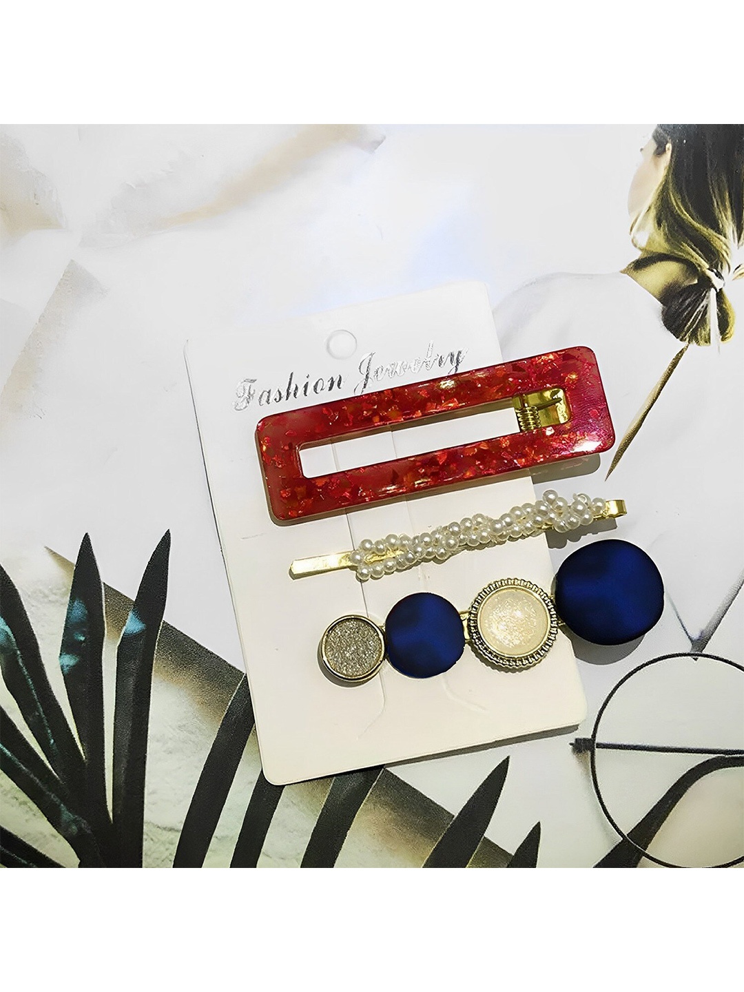 

Pinapes Set of 3 Embellished Alligator Hair Clips, Red
