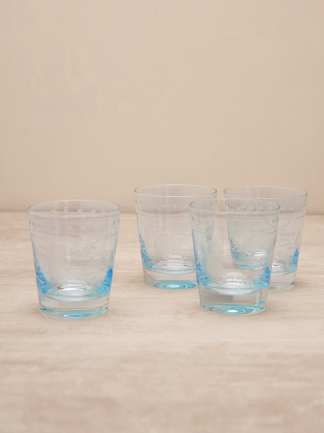 

Pure Home and Living Blue 4 Pieces Floral Textured Glass Tumblers