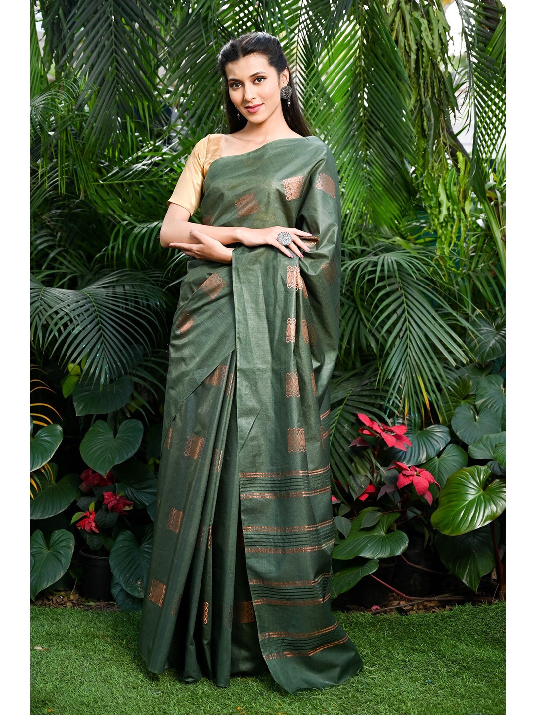 

BEATITUDE Ethnic Woven Design Kota Saree, Green
