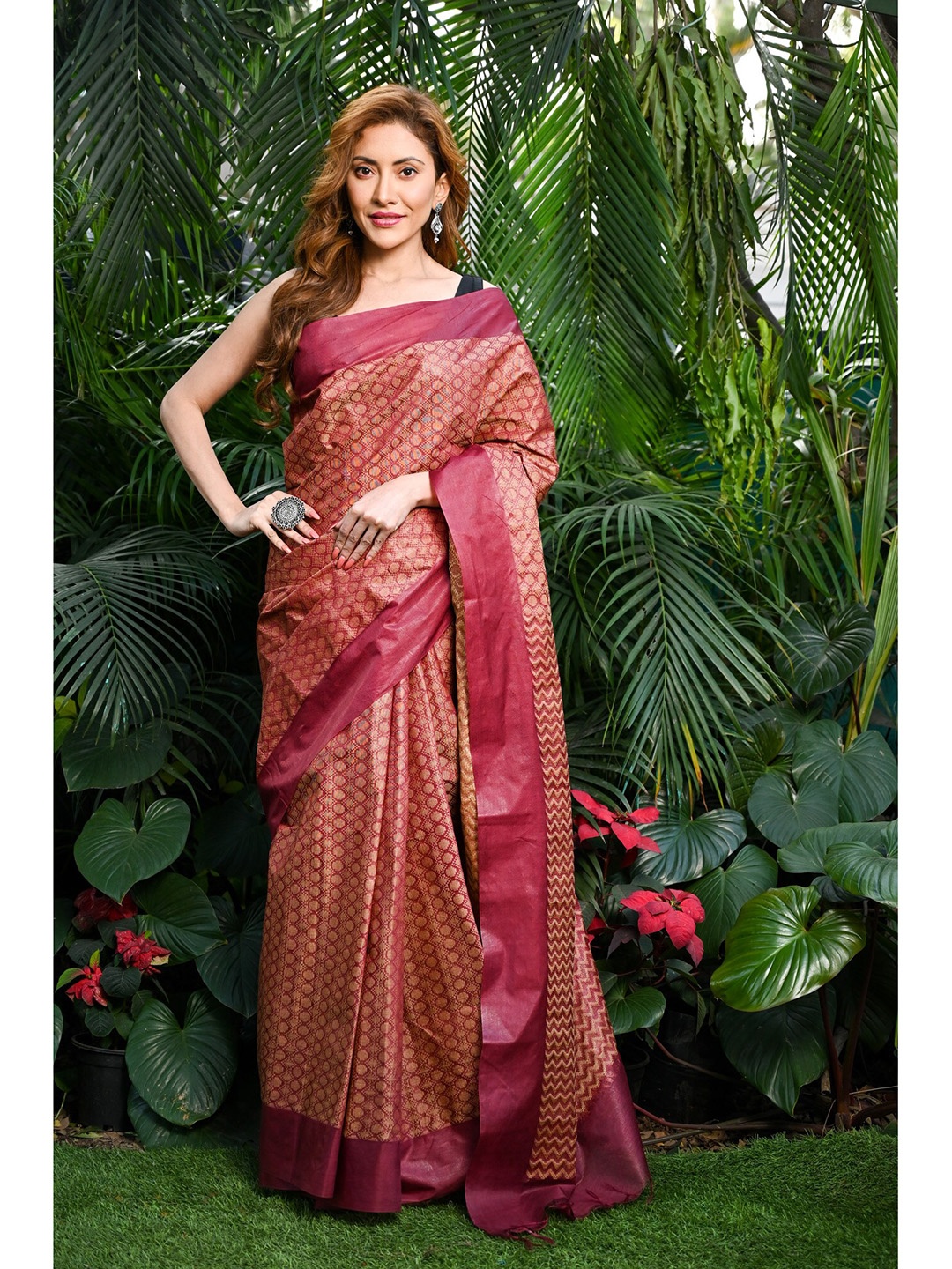 

BEATITUDE Ethnic Motifs Woven Design Zari Kota Saree, Brown