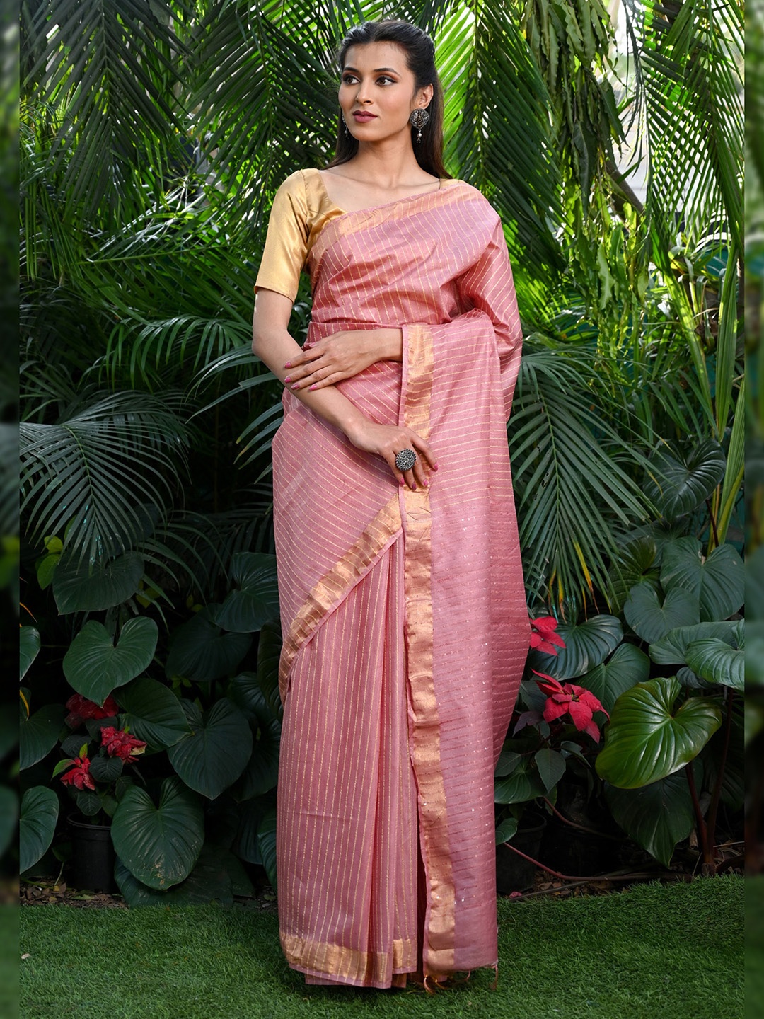 

BEATITUDE Striped Design Sequinned Zari Kota Banswara Saree, Pink