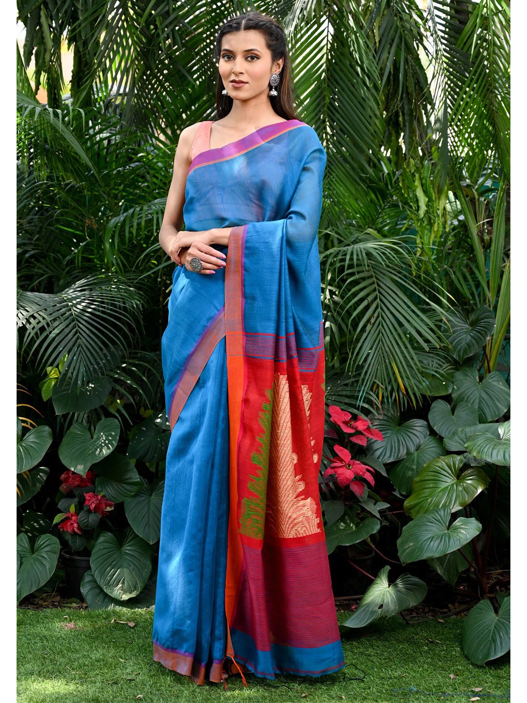 

BEATITUDE Ethnic Motifs Woven Design Saree, Blue