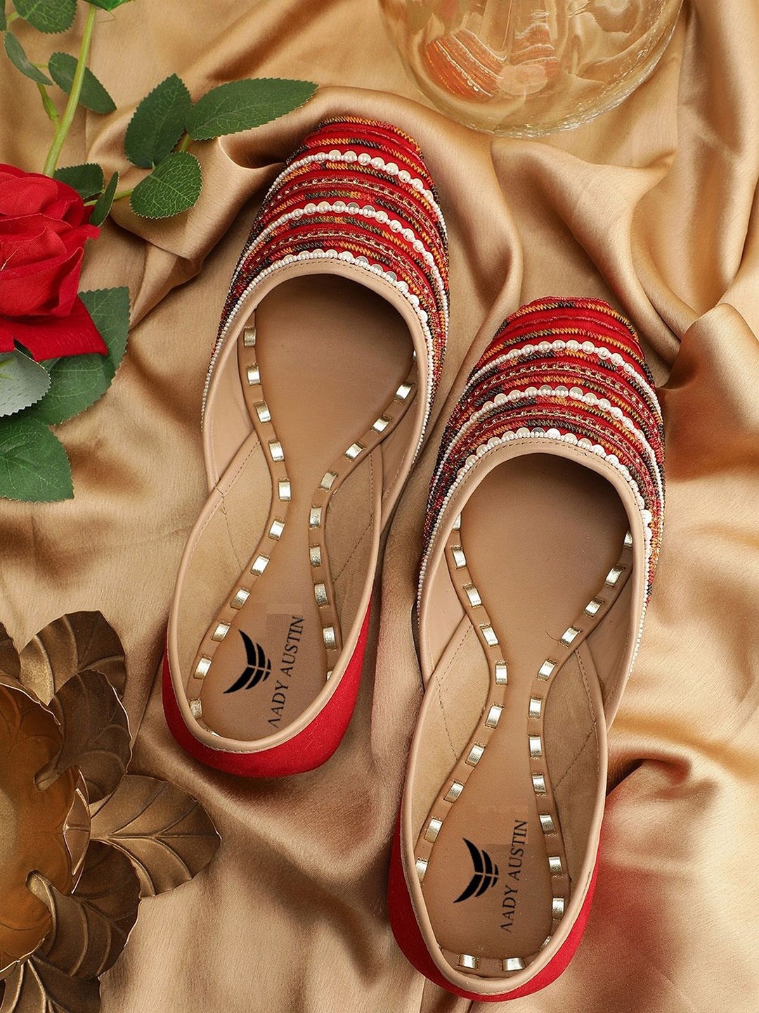 

AADY AUSTIN Women Embellished Square Toe Ethnic Mojaris, Red