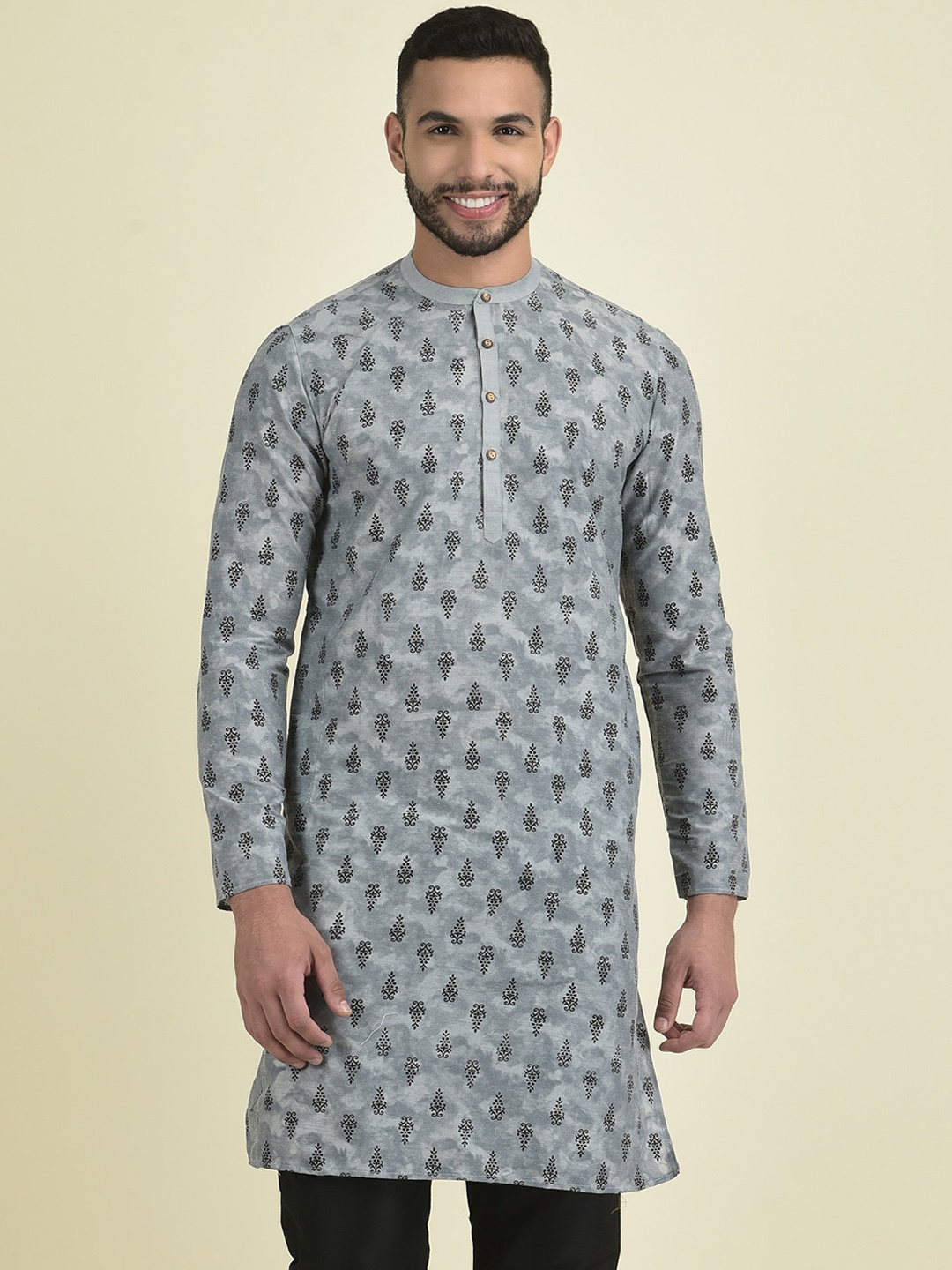 

DEYANN Ethnic Motifs Mandarin Collar Cotton Kurta, Black