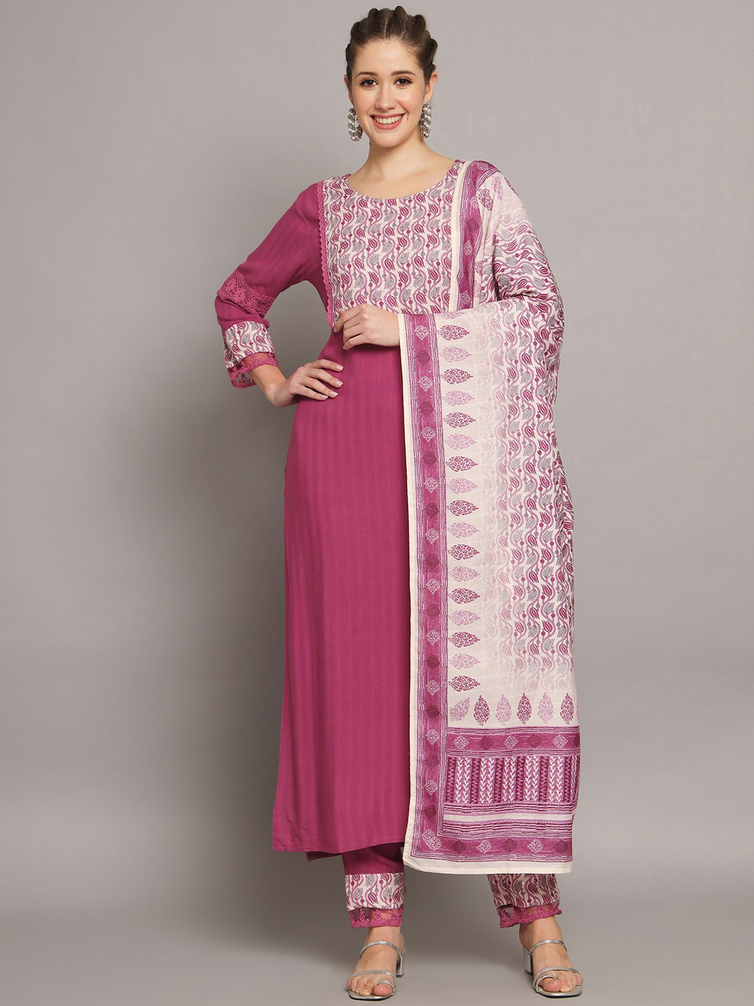 

Silai Bunai Ethnic Motif Printed Sequinned Kurta with Trousers & Dupatta, Pink