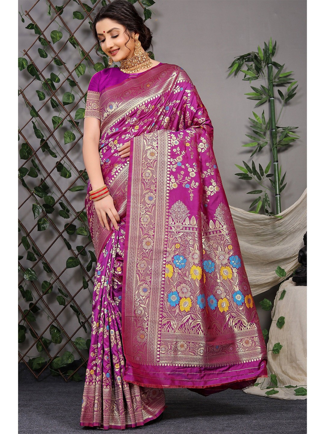 

Anaita Floral Motif Woven Design Zari Pure Silk Banarasi Saree, Purple