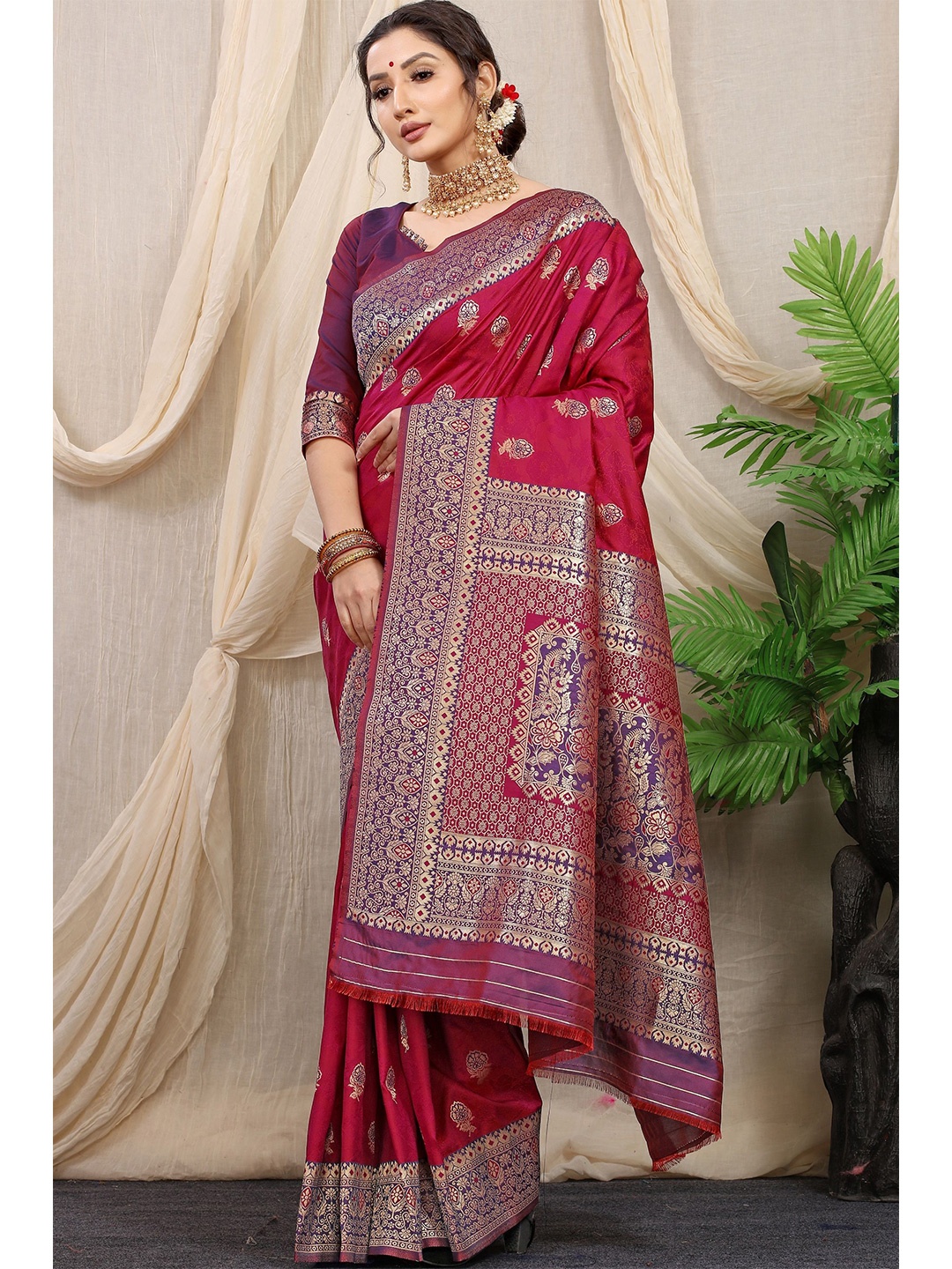

Anaita Ethnic Motifs Woven Design Zari Pure Silk Banarasi Saree, Maroon