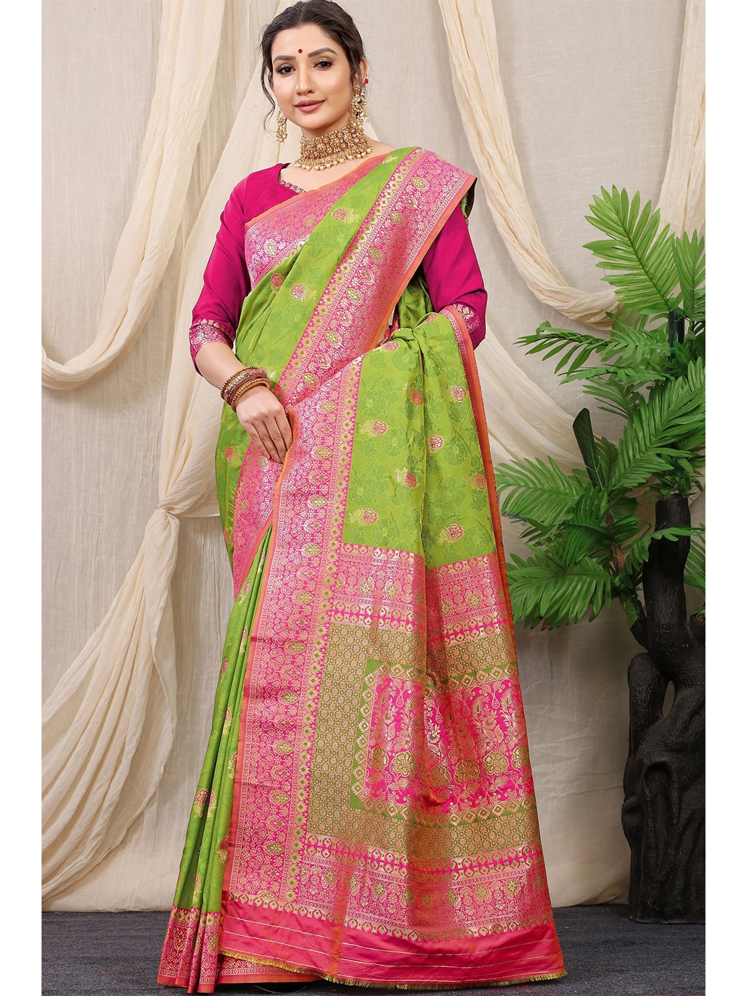 

Anaita Ethinic Motifs Woven Design Zari Pure Silk Banarasi Saree, Lime green