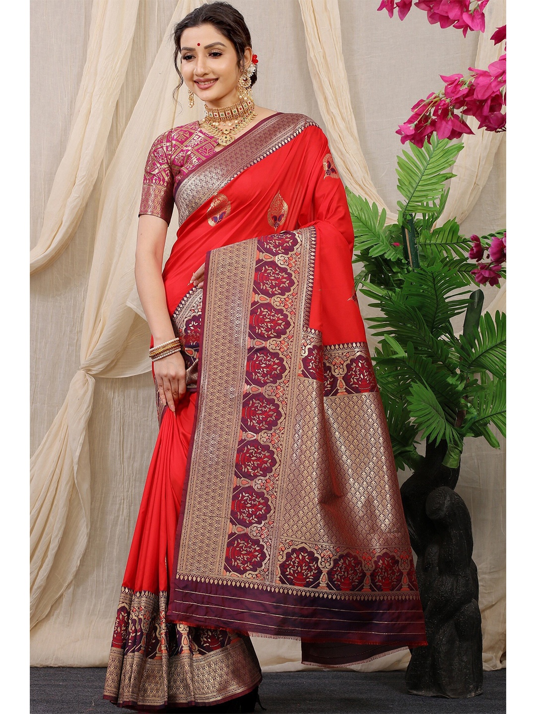 

Anaita Ethnic Motifs Woven Design Zari Pure Silk Banarasi Saree, Red