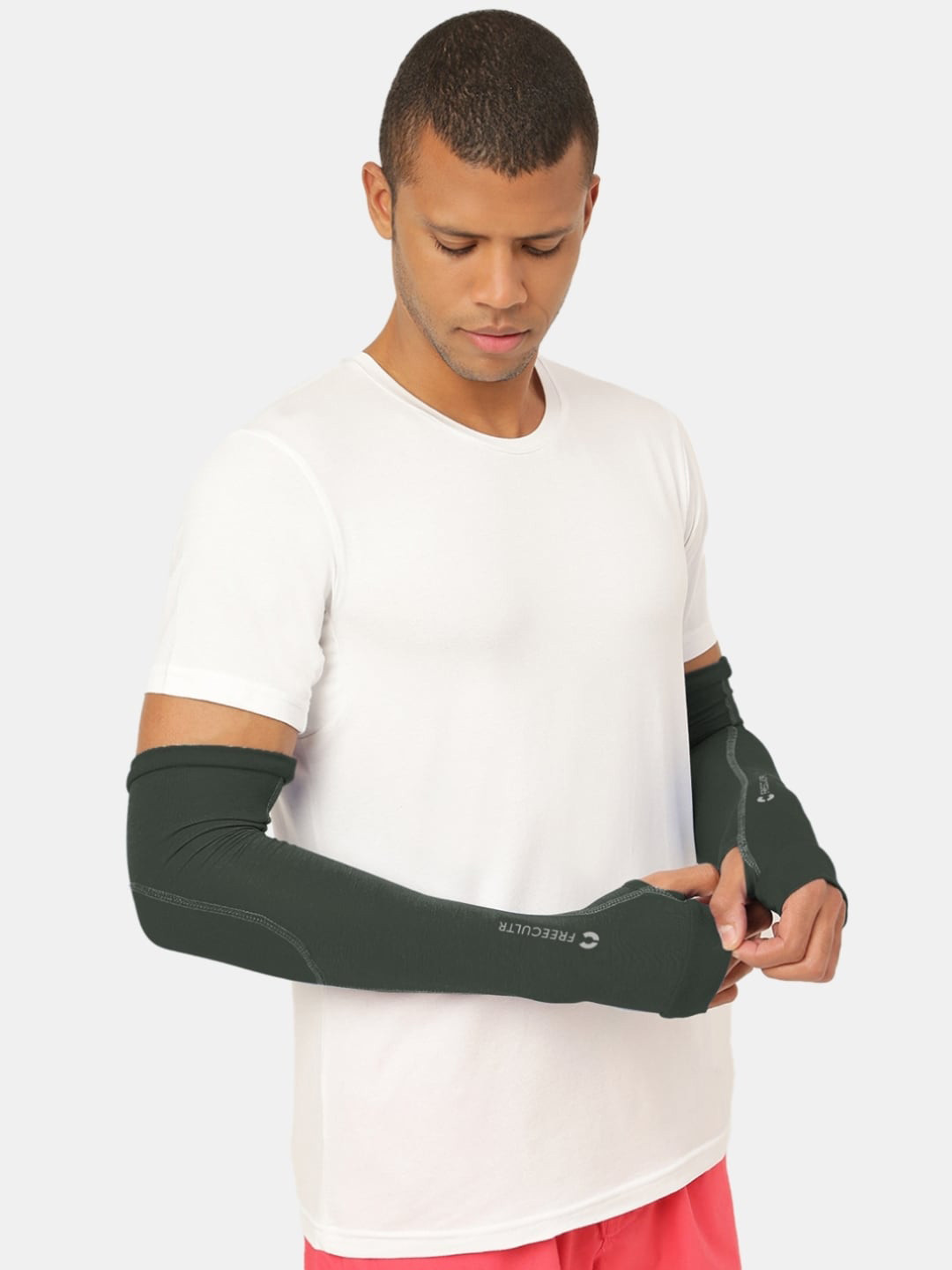 

FREECULTR Bamboo Antibacterial Arm Sleeves With Built Glove, Green