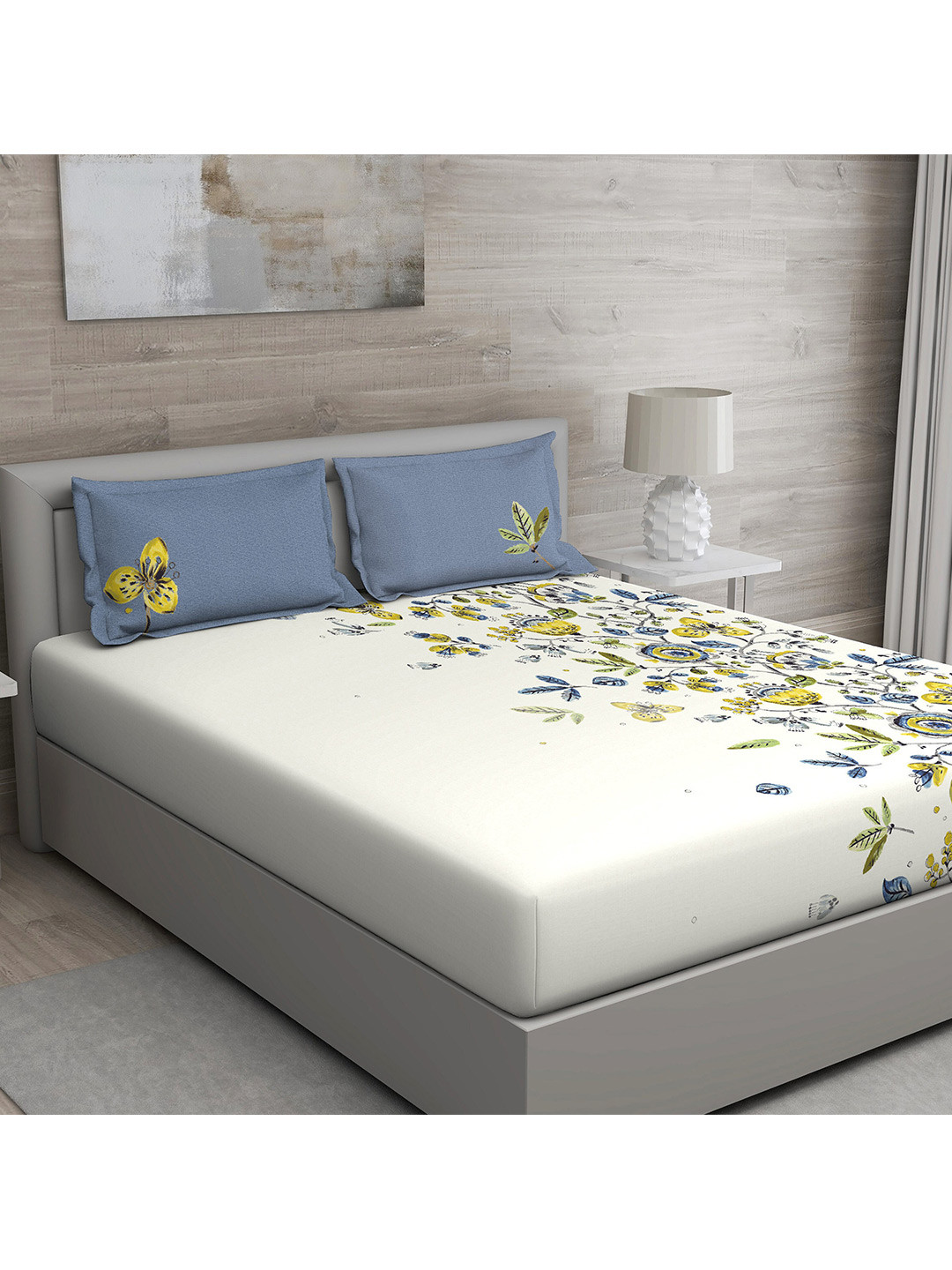 

GM Blue & Yellow Floral 160 TC Pure Cotton King Bedsheet With 2 Pillow Covers