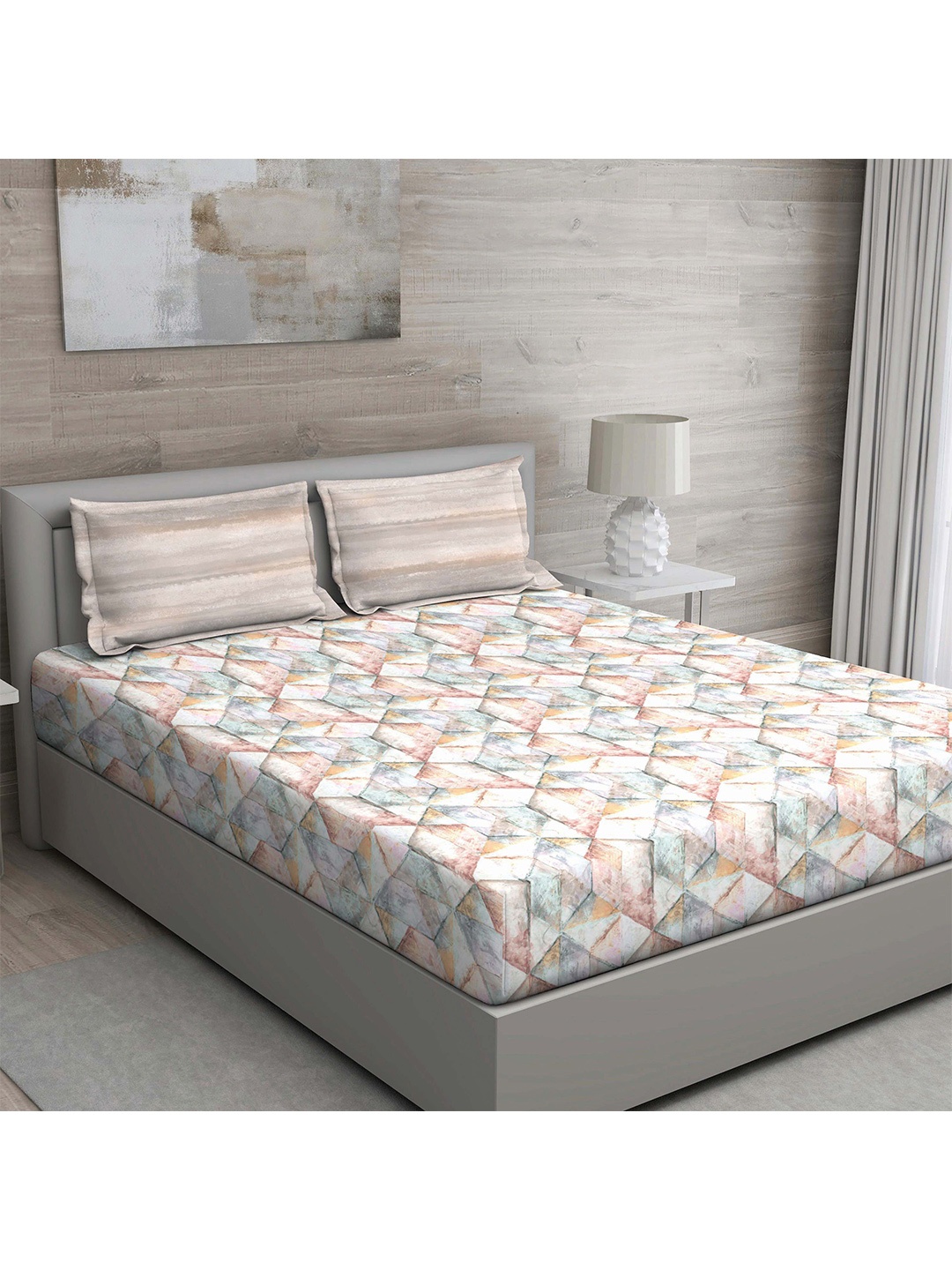 

GM Beige & Brown Geometric 150 TC Pure Cotton King Bedsheet With 2 Pillow Covers