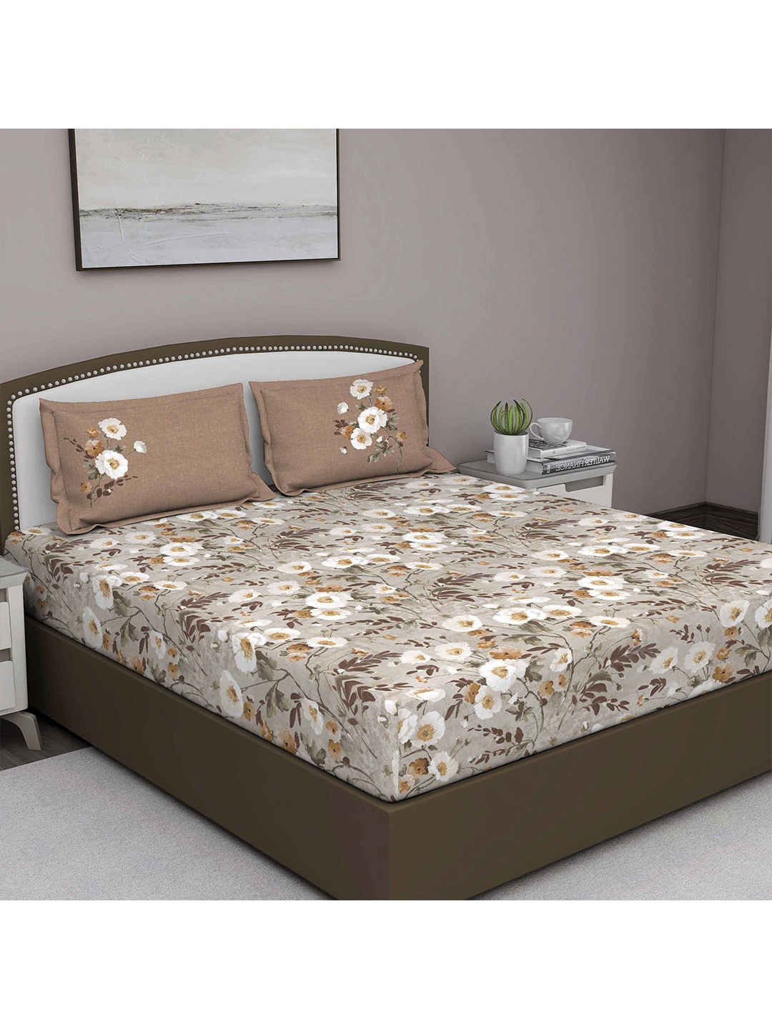 

GM Beige & Brown Floral 180 TC King Bedsheet with 2 Pillow Covers