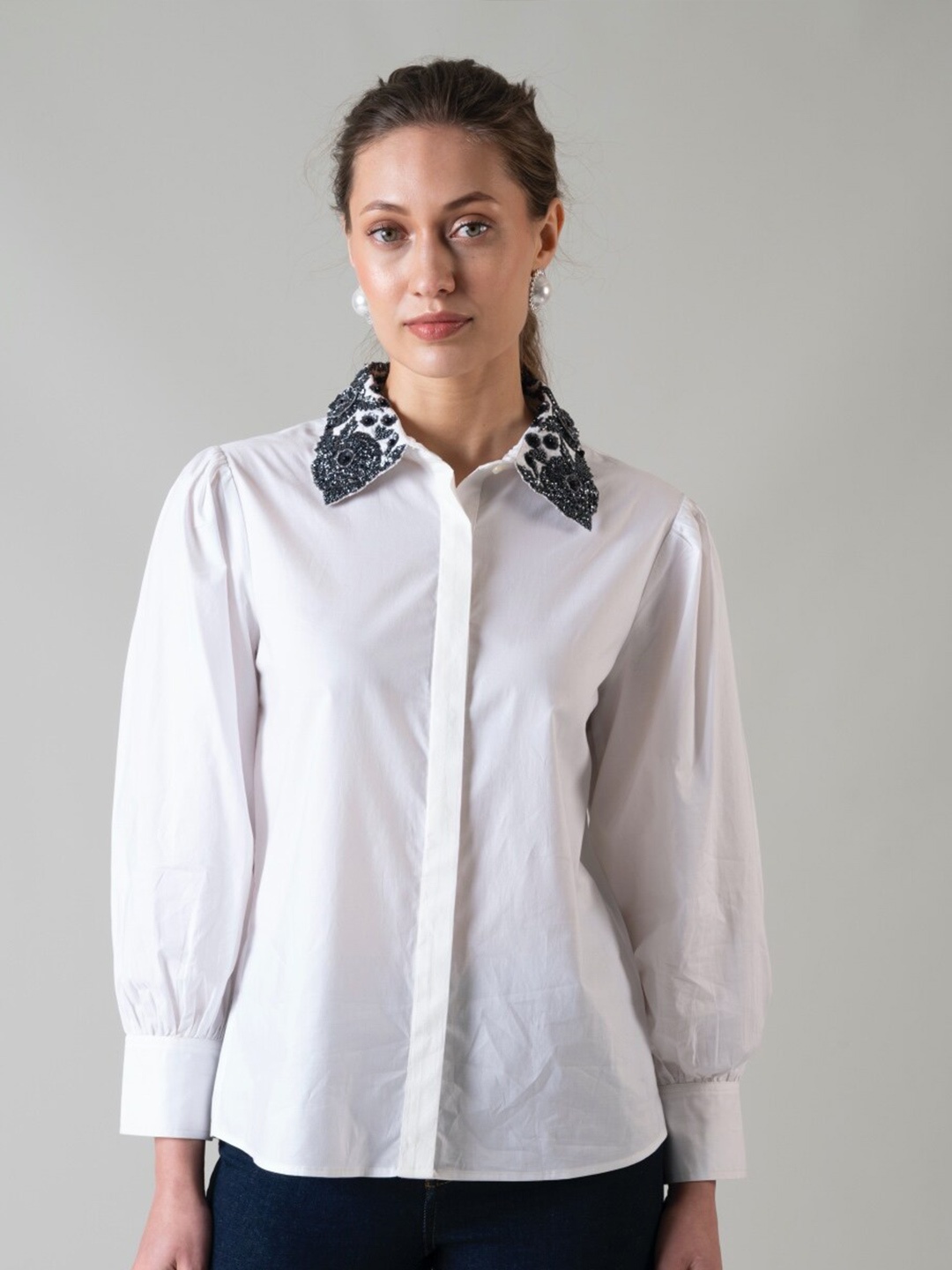 

Style Island Cuffed Sleeves Embellished Shirt Style Top, White