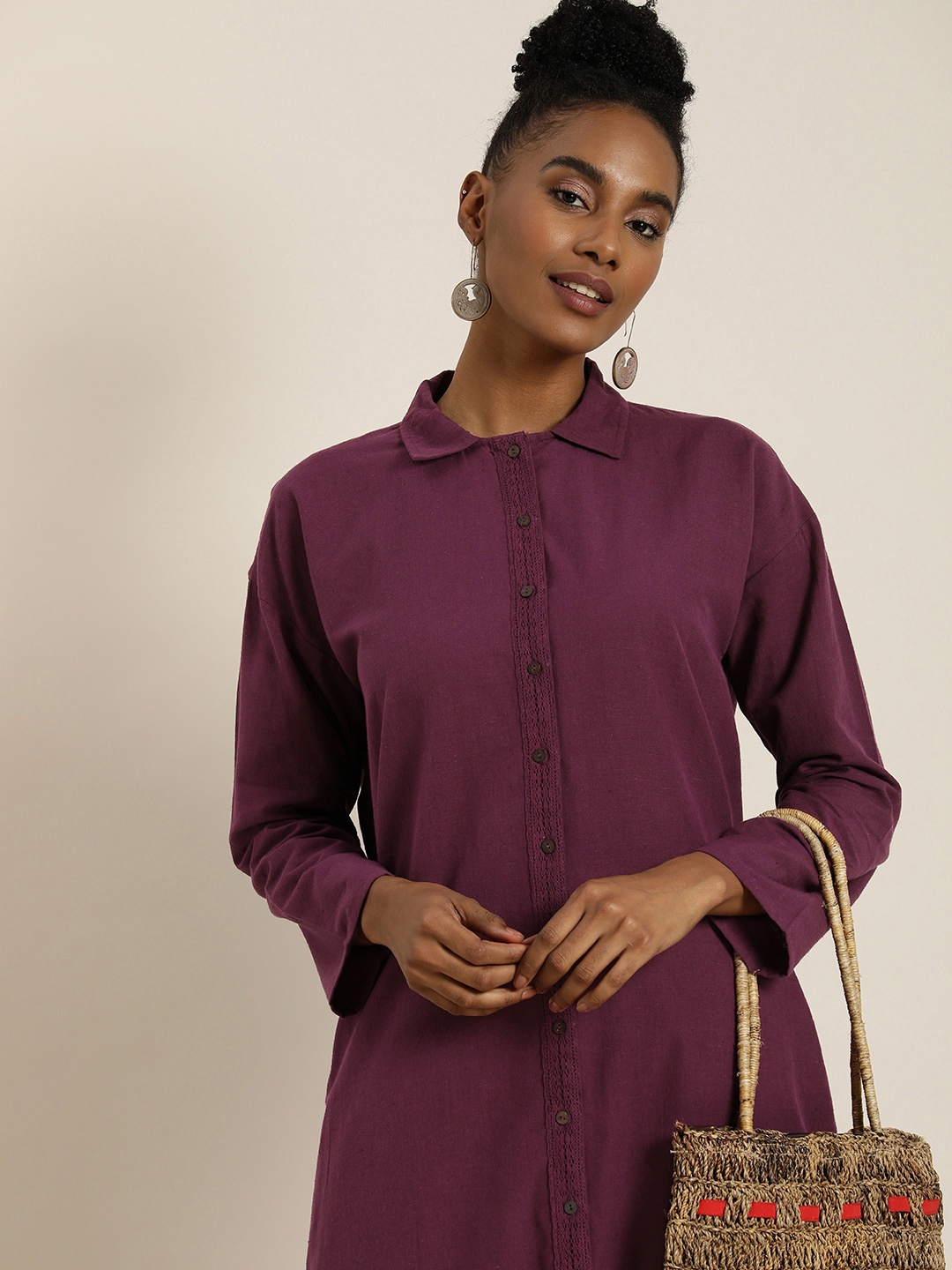 

Taavi Woven Legacy Kurta with Palazzos, Burgundy