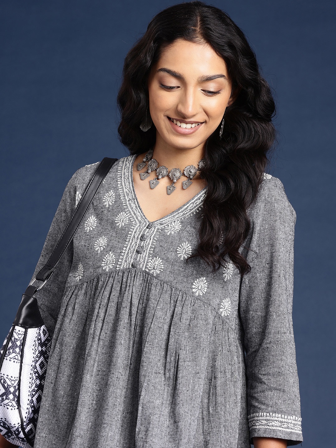 

Taavi Ethnic Motifs Yoke Design V-Neck Chikankari Empire Kurti, Grey