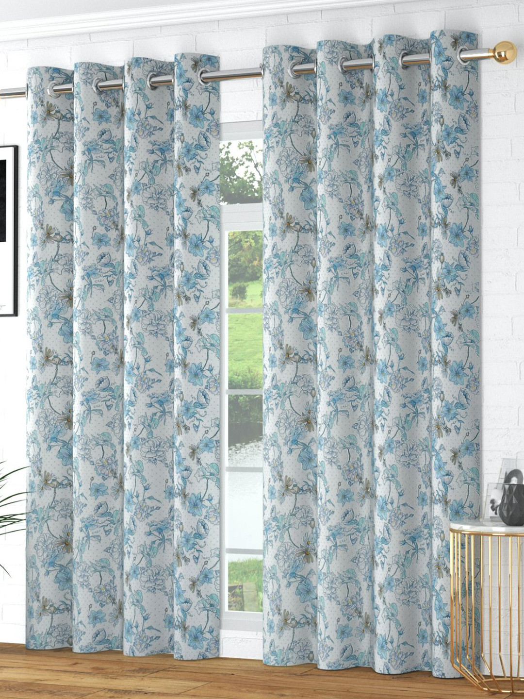 

Bajo's White & Blue 2 Pcs Velvet Floral Door Curtains