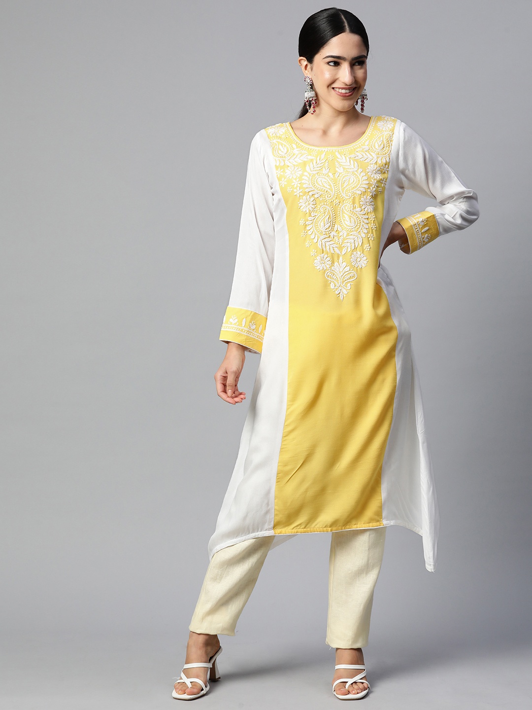 

SHADES Floral Chikankari Thread Work Floral Kurta, Yellow