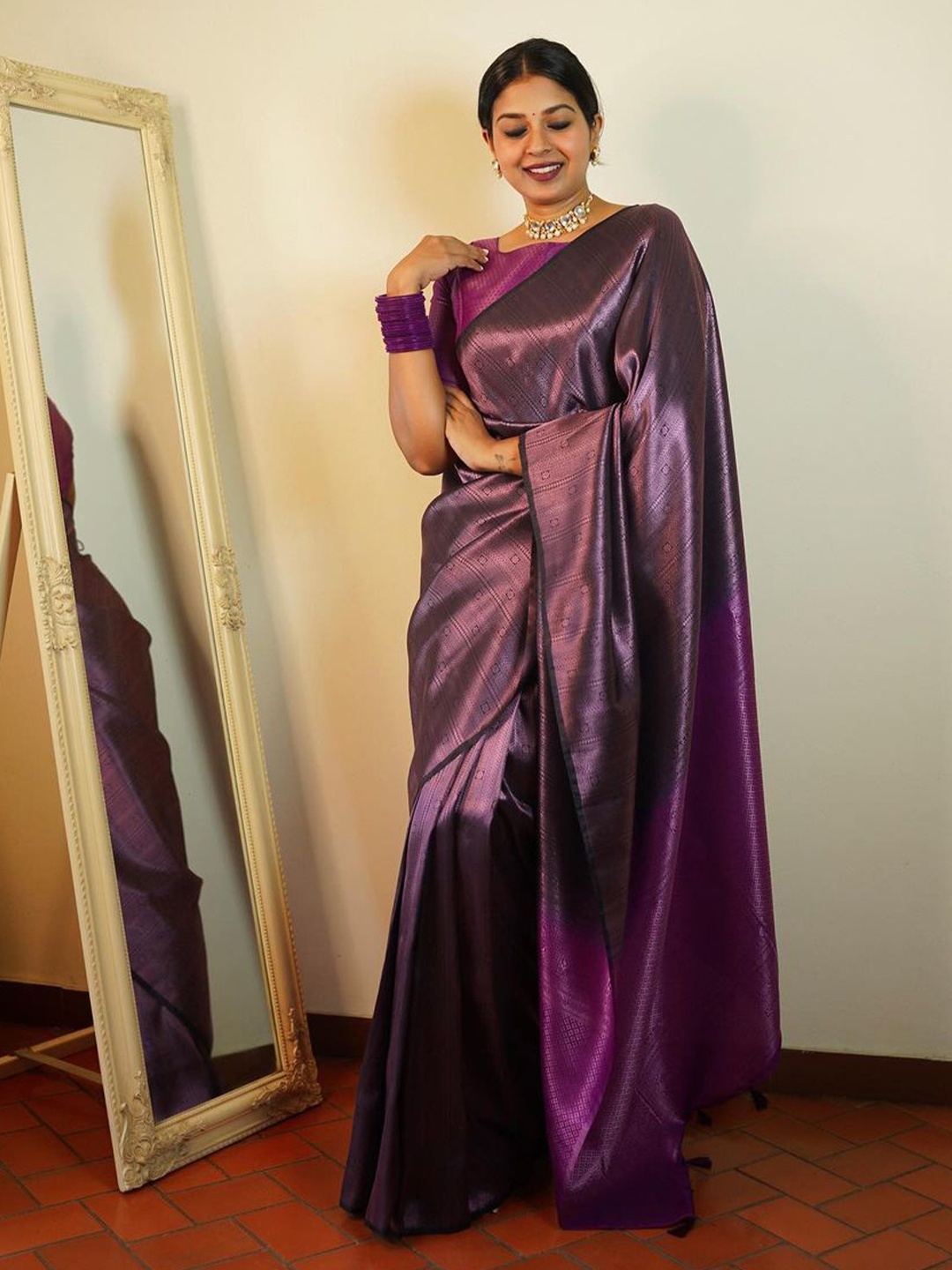 

TIEXA Ethnic motif Woven Design Zari Pure Silk Banarasi Saree, Violet