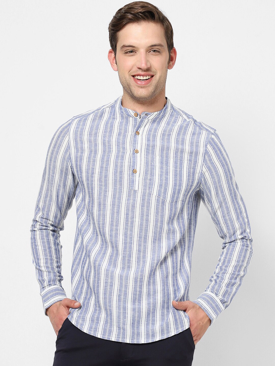 

VASTRADO Striped Mandarin Collar Pure Cotton Short Kurta, Blue