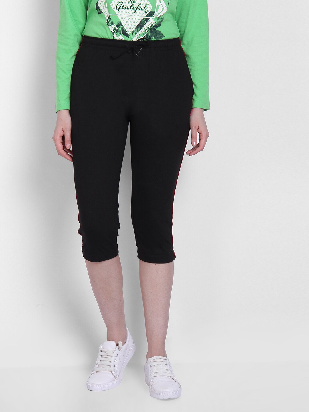 

NEVA Women Slim Fit Mid-Rise Capris, Black
