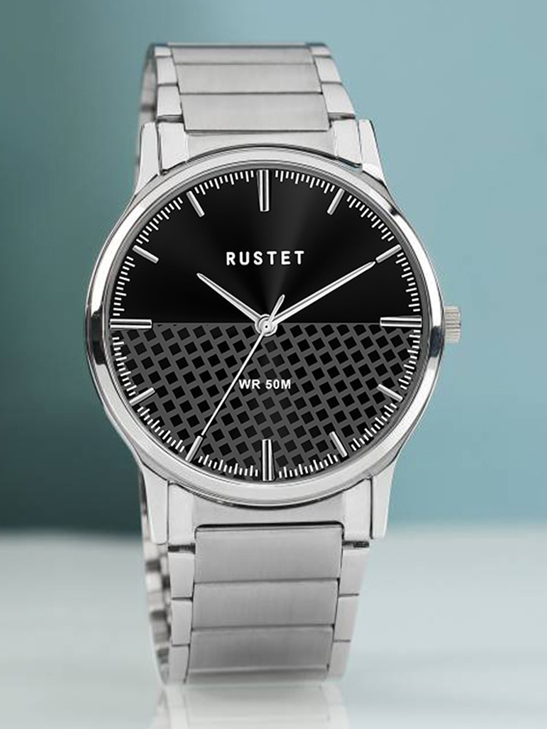 

RUSTET Men Brass Embellished Dial & Stainless Steel Bracelet Style Straps Analogue Watch, Silver