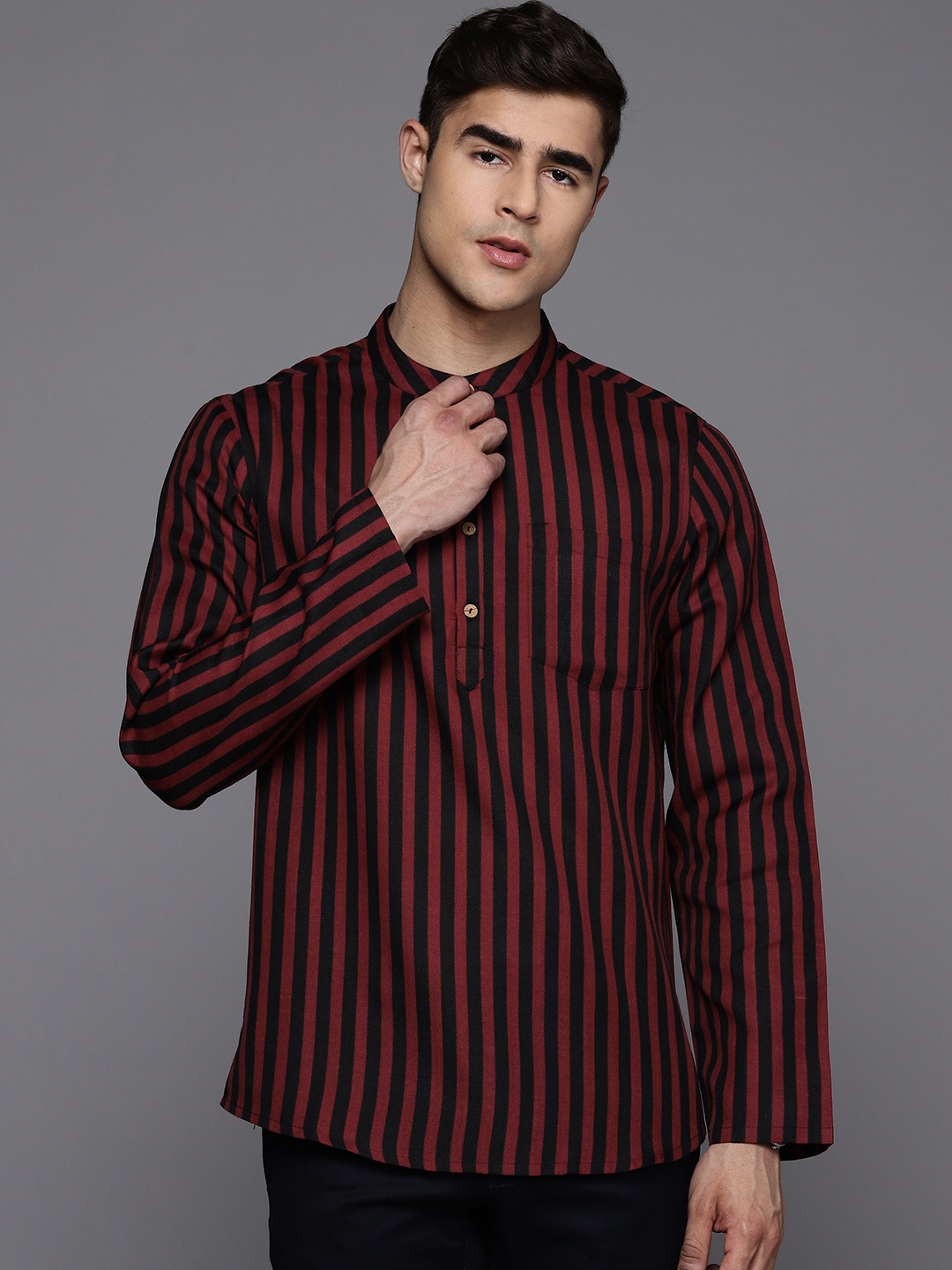 

Inddus Striped Linen Blend Kurta, Maroon