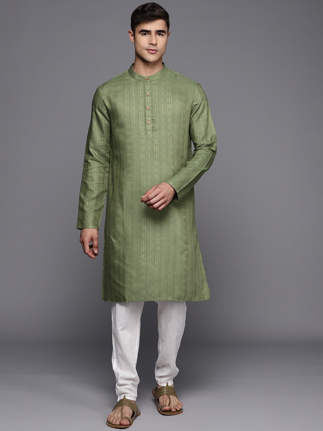 

Inddus Woven Design Striped Kurta, Green
