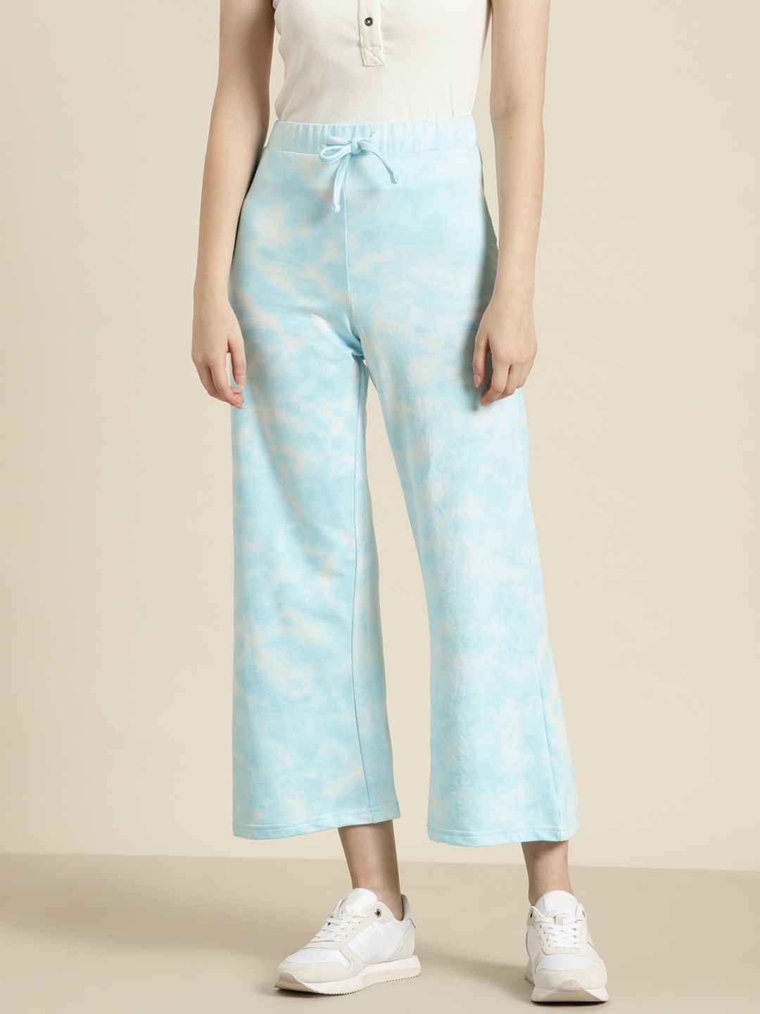 

her by invictus Women Tie & Dye Cropped Track Pants, Blue