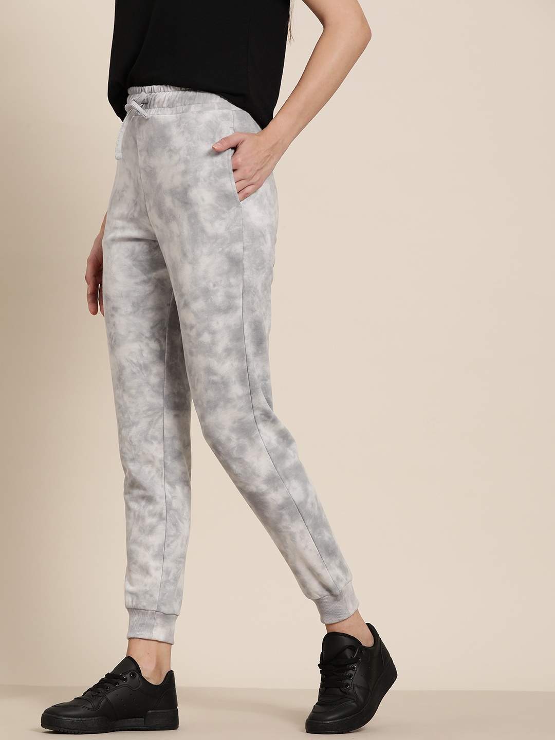 

her by invictus Women Mid-Rise Tie & Dye Regular Fit Joggers, Grey