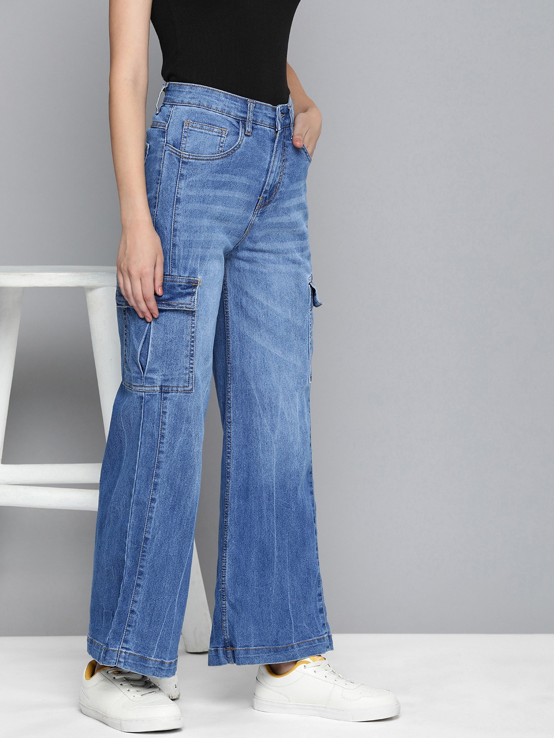 

Mast & Harbour Women Wide Leg Light Fade Stretchable Mid-Rise Jeans, Blue