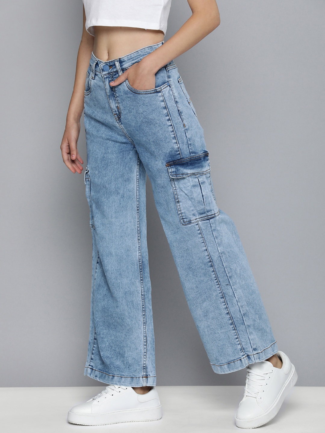 

Mast & Harbour Women Wide Leg Heavy Fade Stretchable Cargo Jeans, Blue