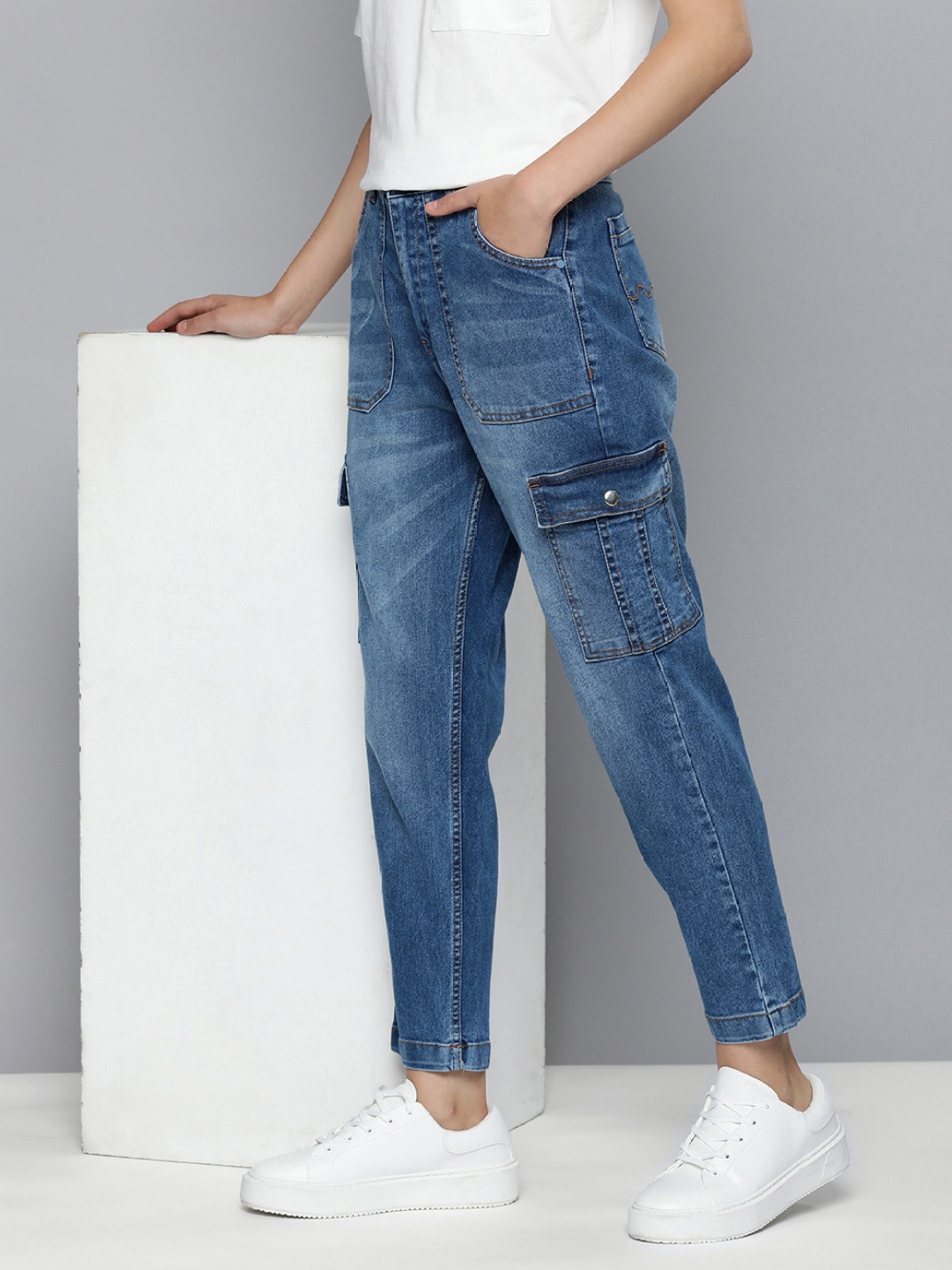 

Mast & Harbour Women Boyfriend Fit Heavy Fade Stretchable Cargo Jeans, Blue
