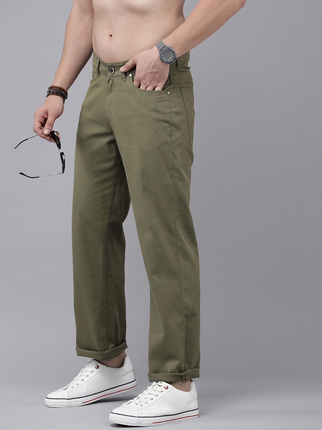 

The Roadster Life Co. Men Mid-Rise Chinos, Olive