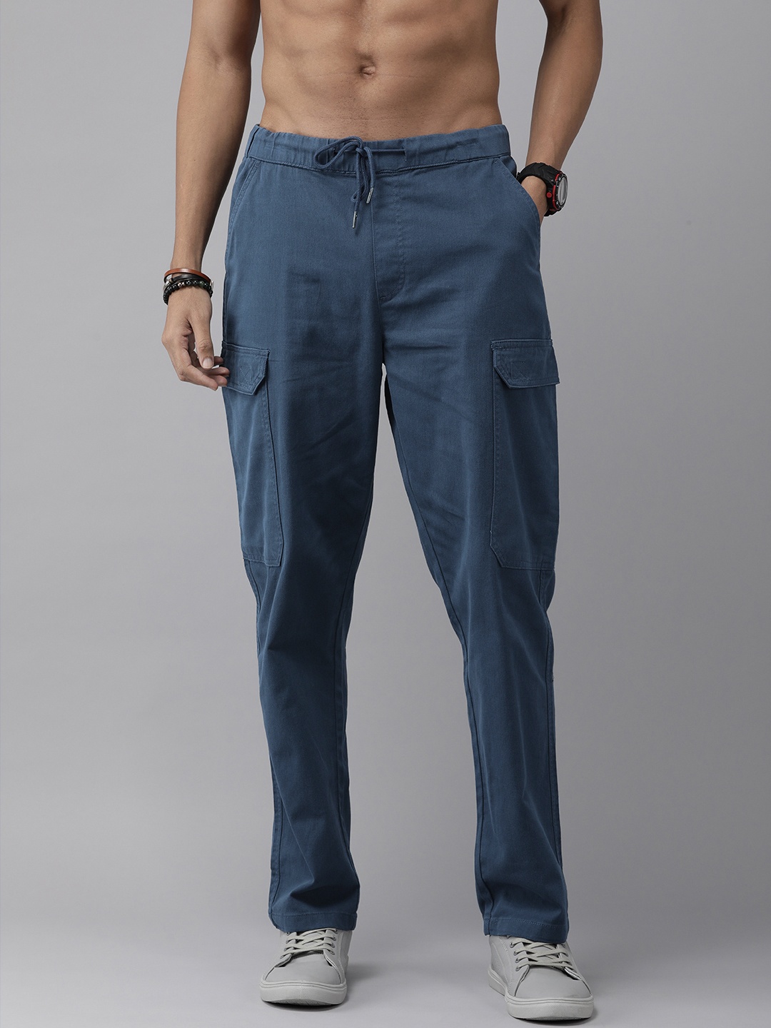 

The Roadster Life Co. Men Solid Mid-Rise Relaxed Cargos Trousers, Blue