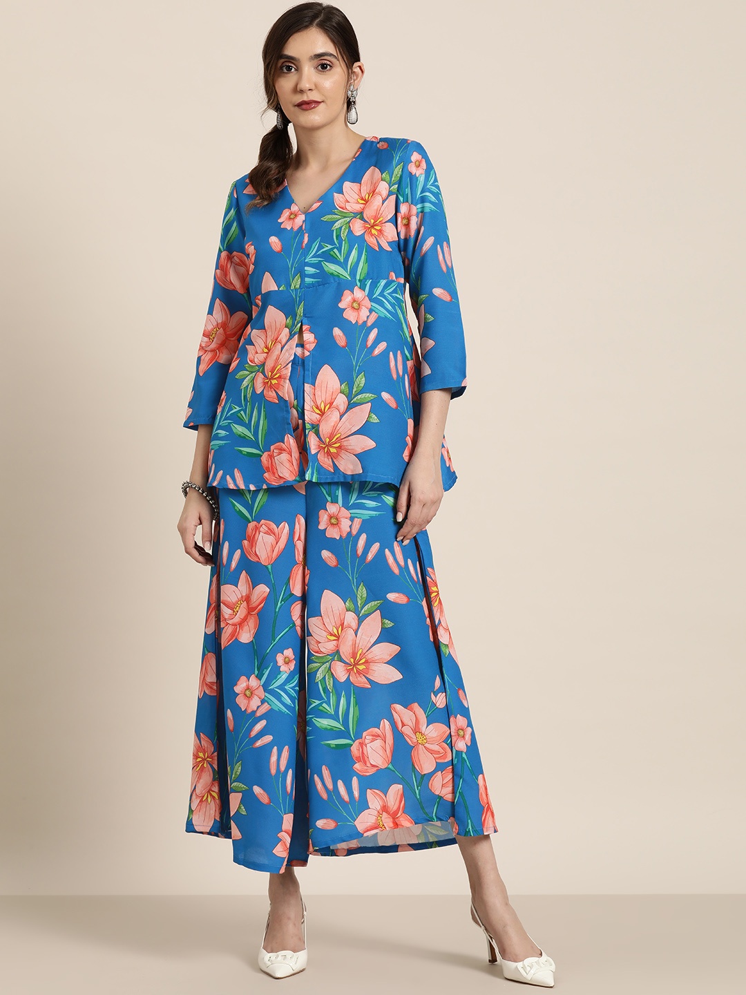 

Moda Rapido Women Blue Floral Printed Regular Pure Cotton Kurti with Patiala