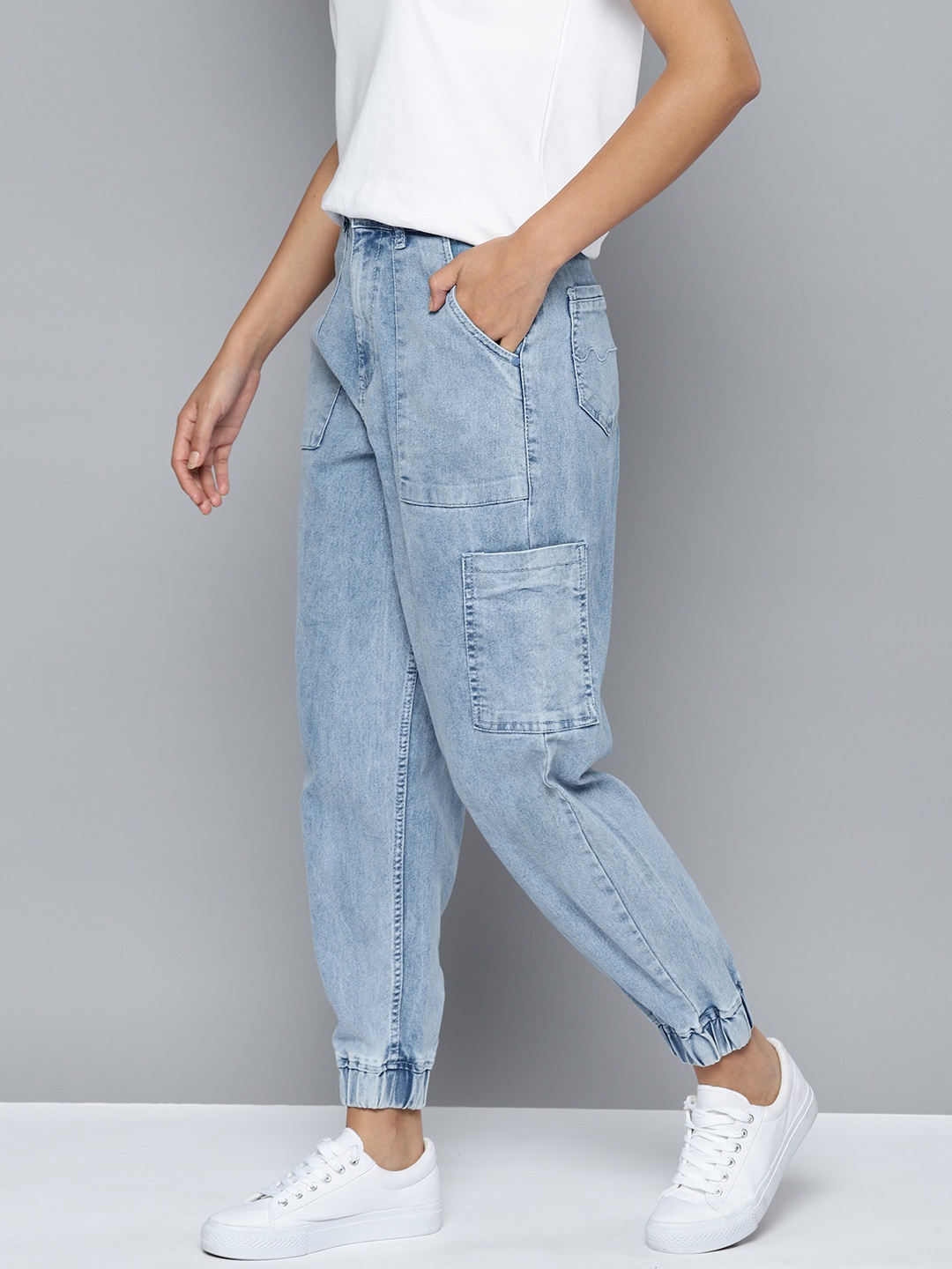 

Mast & Harbour Women Light Fade Stretchable Jeans, Blue