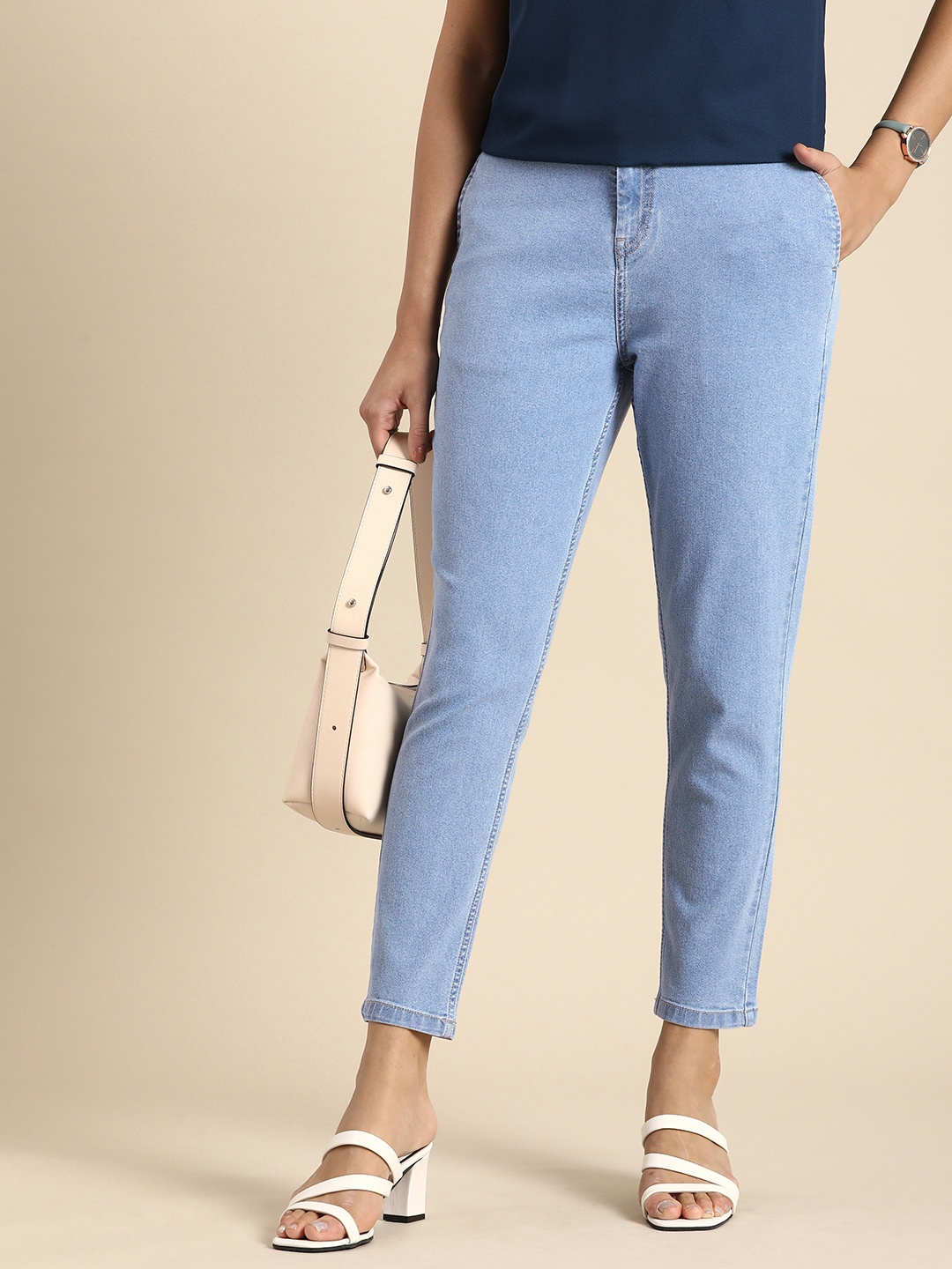 

all about you Women Mom Fit High-Rise Light Fade Stretchable Jeans, Blue